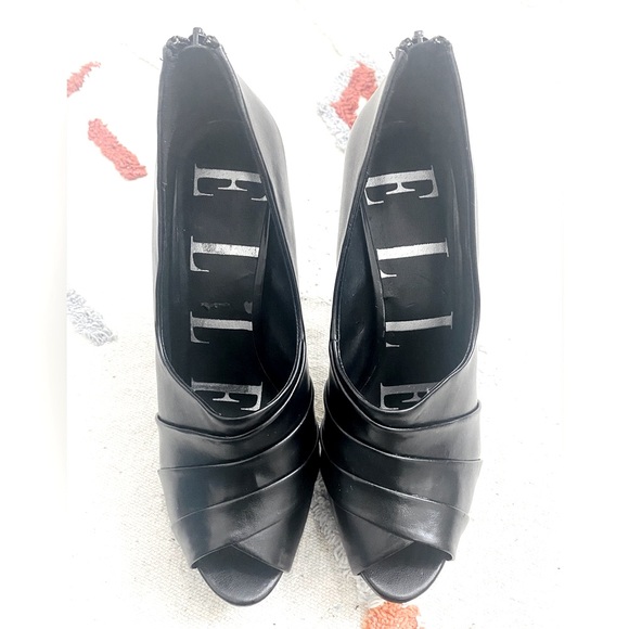 ELLE GENEVIE Platform Heels, Size 8 - Picture 4 of 6